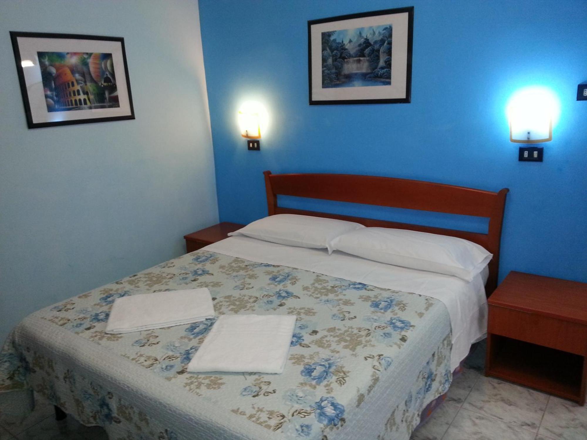 Roxena House Hotel Rome Buitenkant foto