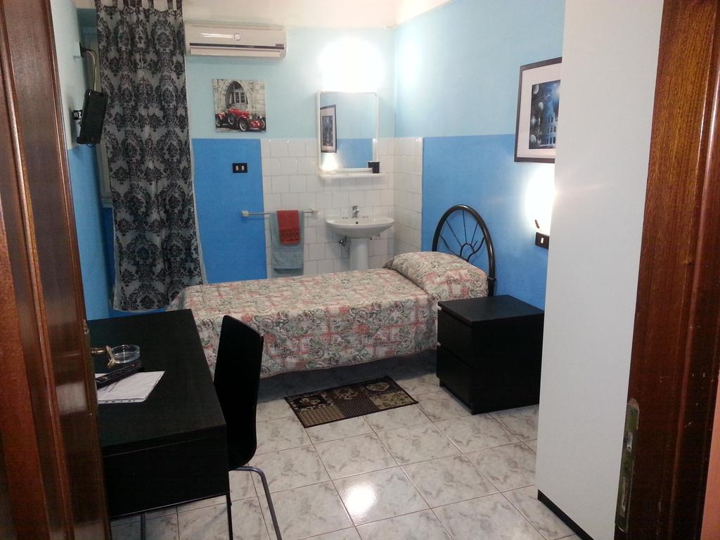 Roxena House Hotel Rome Buitenkant foto