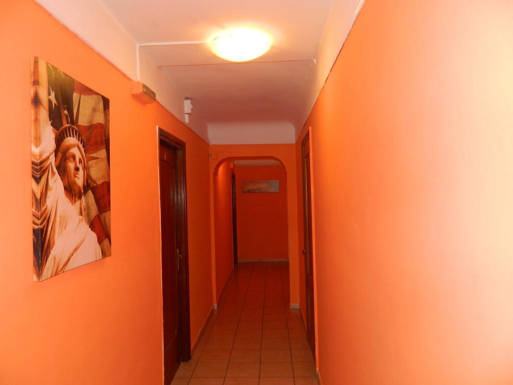 Roxena House Hotel Rome Buitenkant foto
