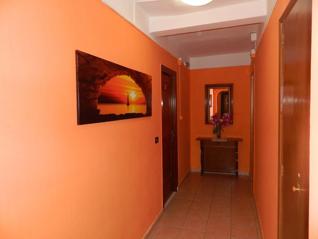 Roxena House Hotel Rome Buitenkant foto