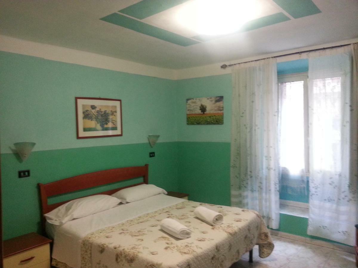 Roxena House Hotel Rome Buitenkant foto