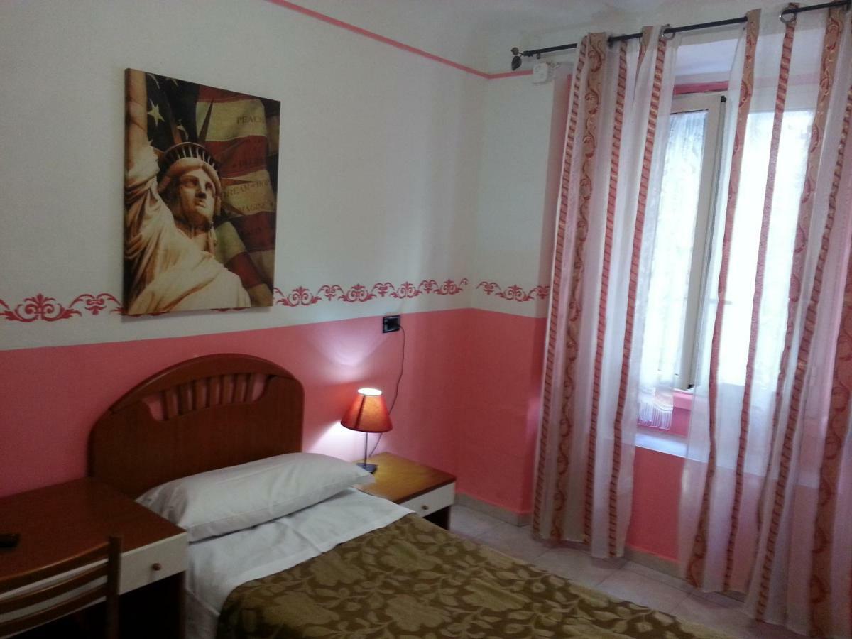 Roxena House Hotel Rome Buitenkant foto